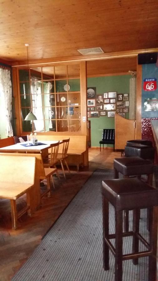 Апартаменты Privatzimmer Im Gasthaus Engel Дорнбирн Экстерьер фото